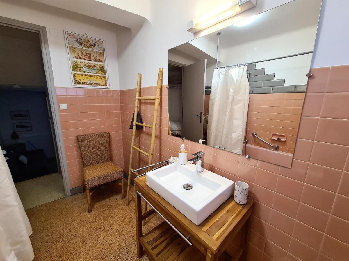 Chambres D'Hotes Et Gites- L'Abri Sous Roche Tautavel 외부 사진